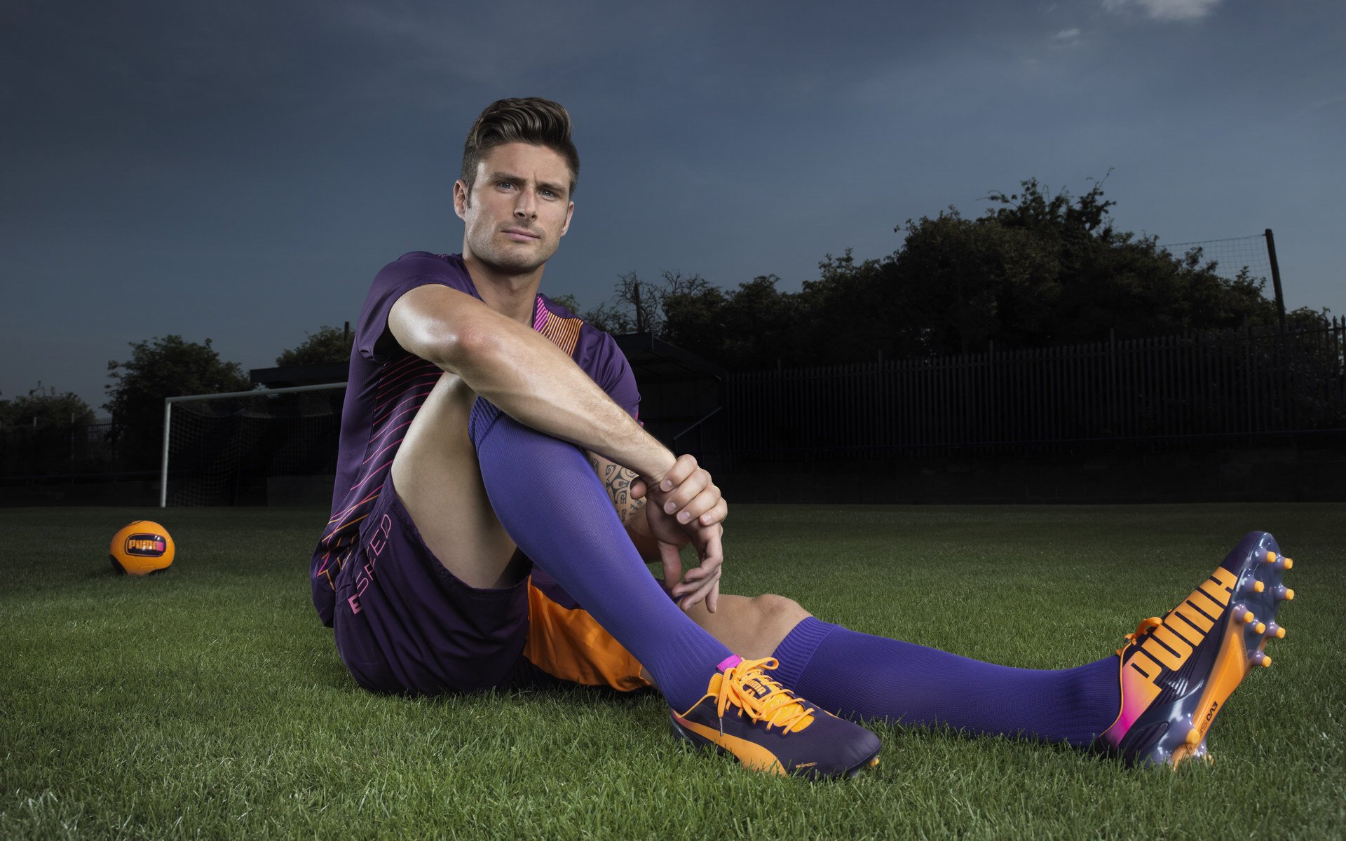 历史性时刻：经典比赛重现，感动一代球迷